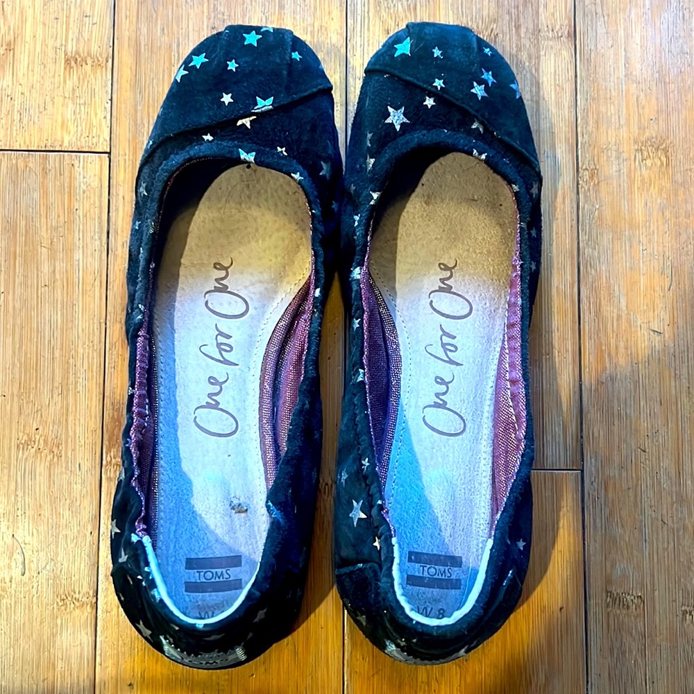 TOMS slip in flats